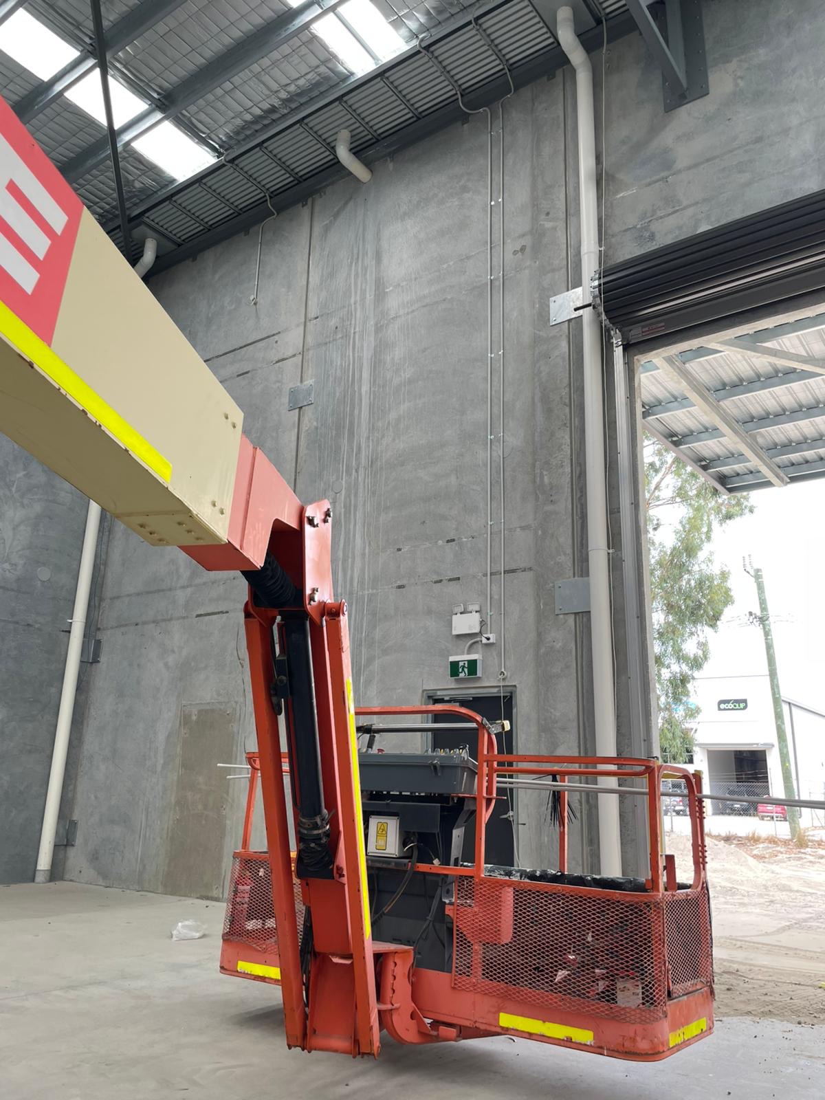 High-bay warehouse fit-out · Perth industrial